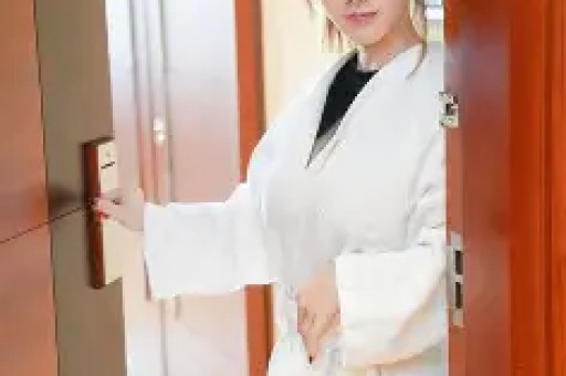 维嘉洁癖人设崩塌？旧衣竟漂洋过海成韩国爱豆奢侈品